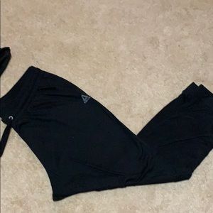 Reebok Cropped Joggers